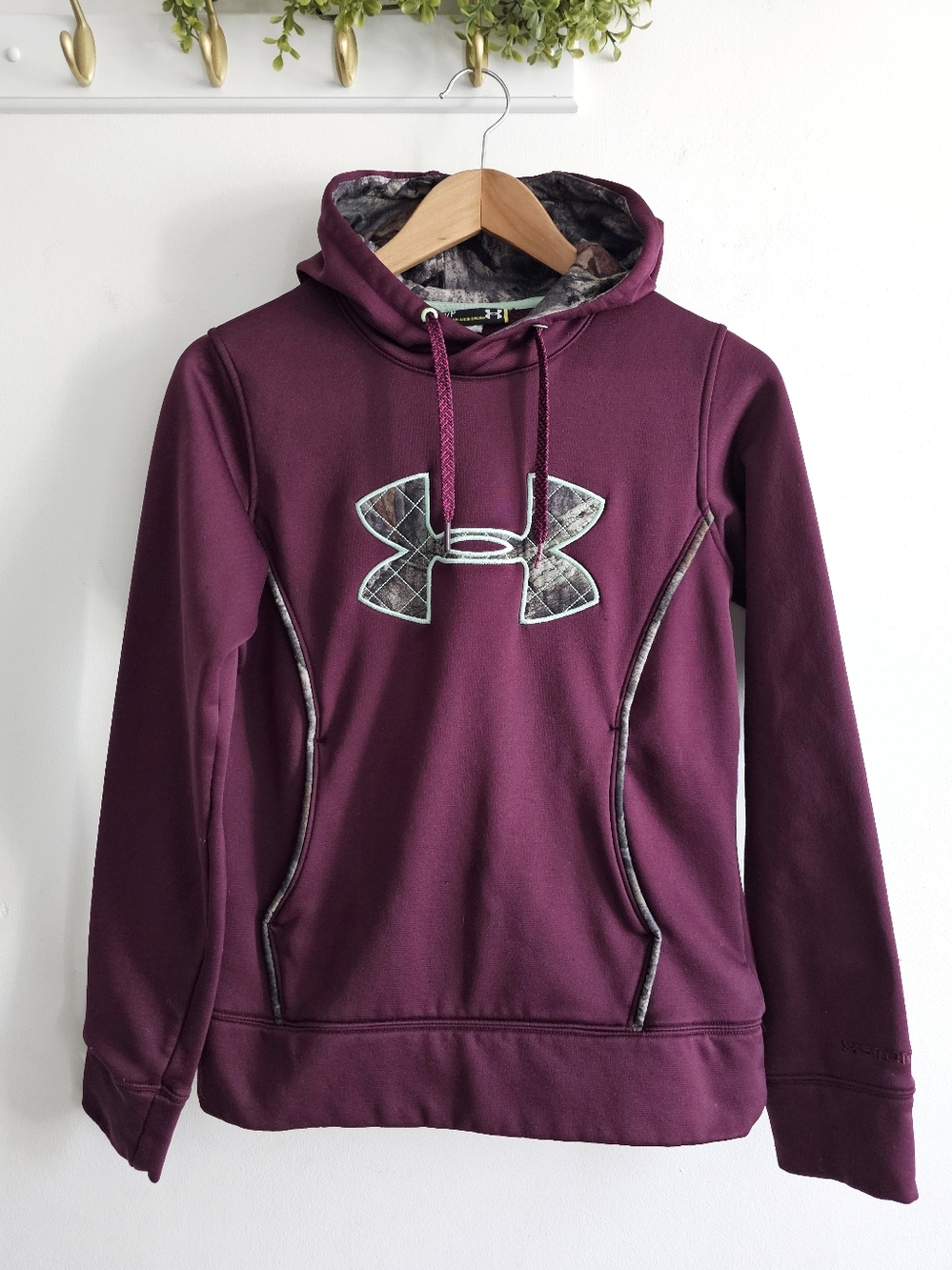 Under Armour UA Storm Caliber Big Logo Hoodie Plum Camo SM/P